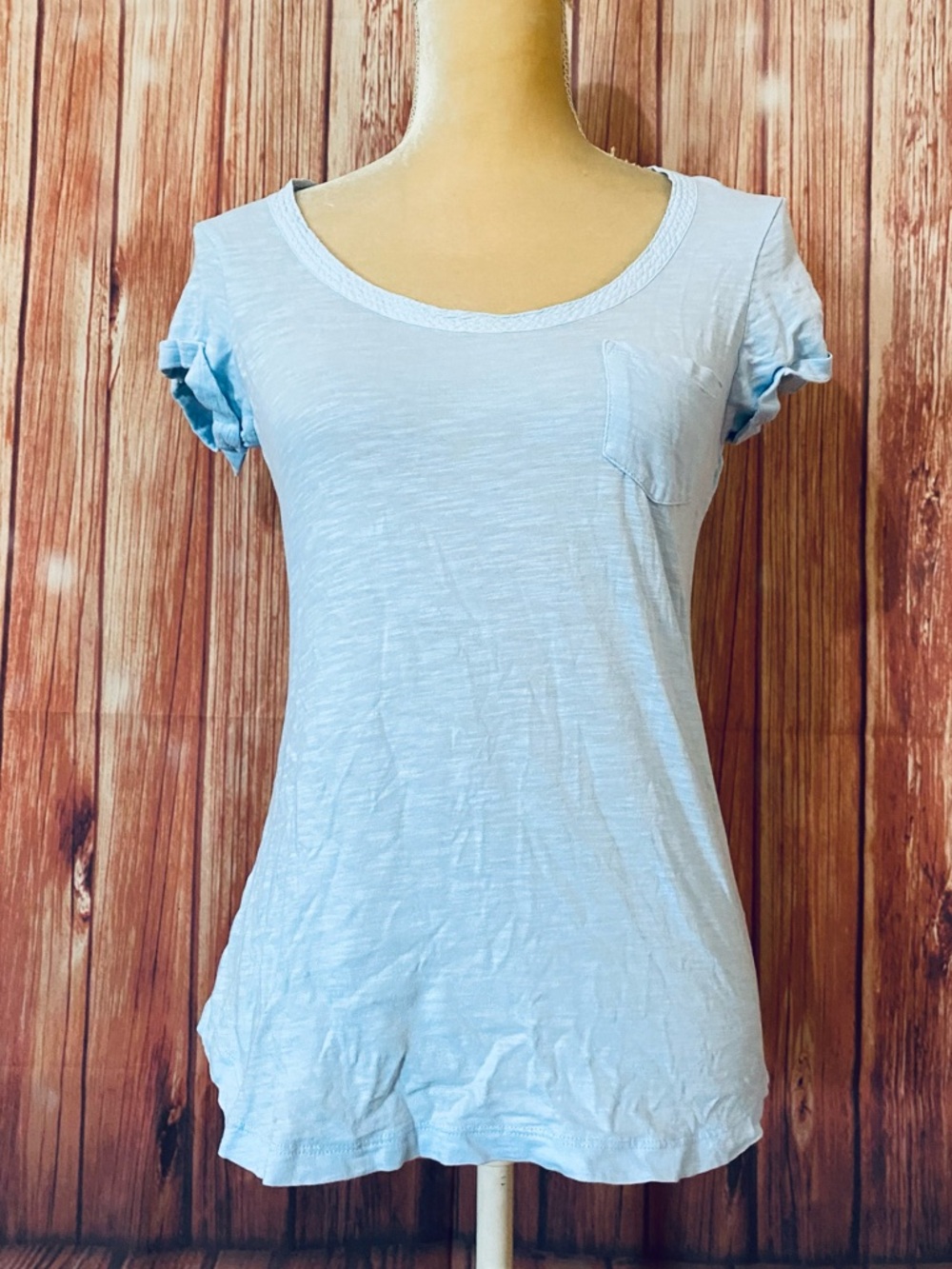 Women’s XS T-Shirt Banana Republic Light Blue Short Sleeves Scoop Neck Cotton